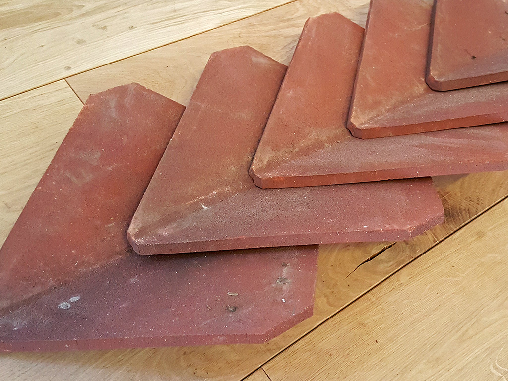 Roof Fittings Gable Tiles, Valleys, Arris Hips And Ridge Tiles Roof Fittings Gable Tiles, Valleys, Arris Hips And Ridge Tiles